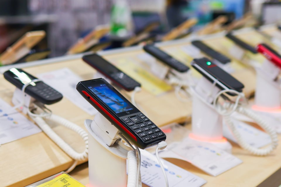 cell phone, sale, deals, smartphones, MundoNOW