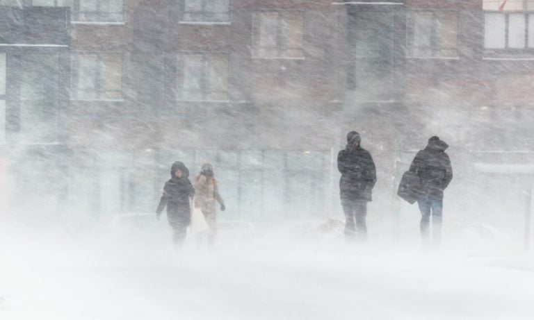 Tormentas de invierno, fuertes vientos y nevadas golpearán Estados Unidos
