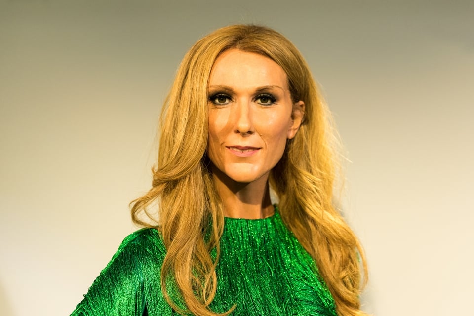 Céline Dion busca medicamento 