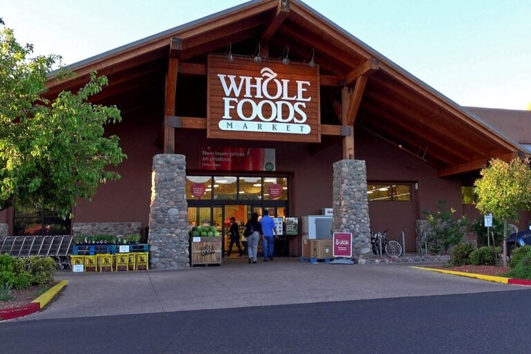 Whole Foods toma medida tras anuncio de IKEA, Walmart y Burger King