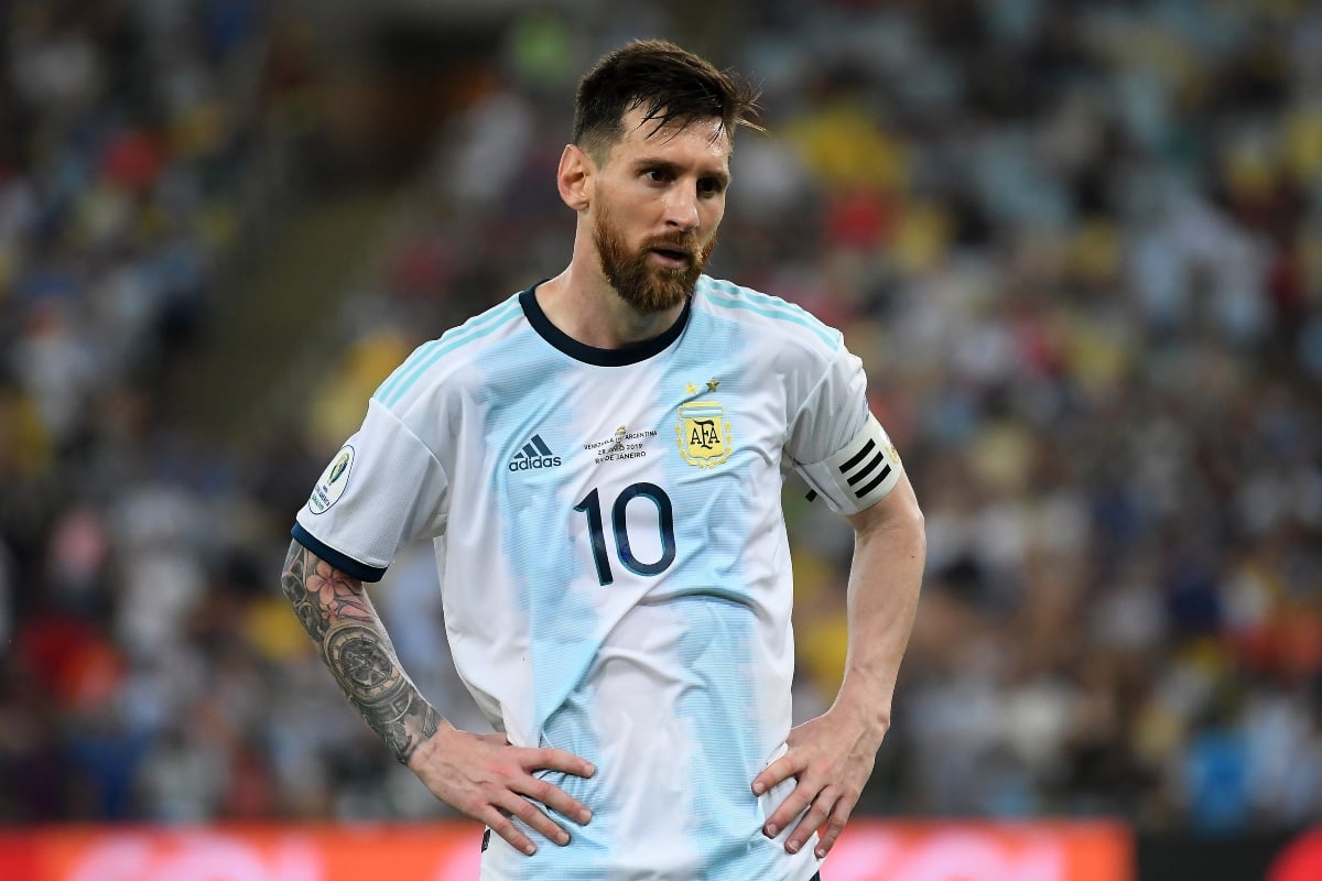 Lionel Messi es detenido en migración