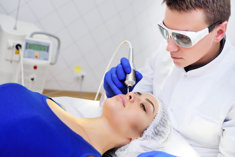 procedimientos cosméticos no invasivos
