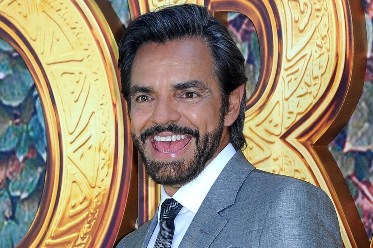 Eugenio Derbez se vuelve a burlar de Shakira ahora de la mano de su esposa Alessandra Rosaldo