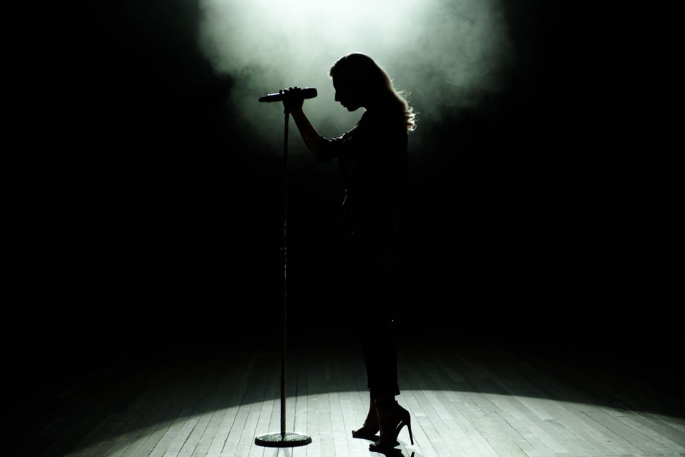 singer dies, Yuliana Perea, Hispanic, liposuction, surgery,