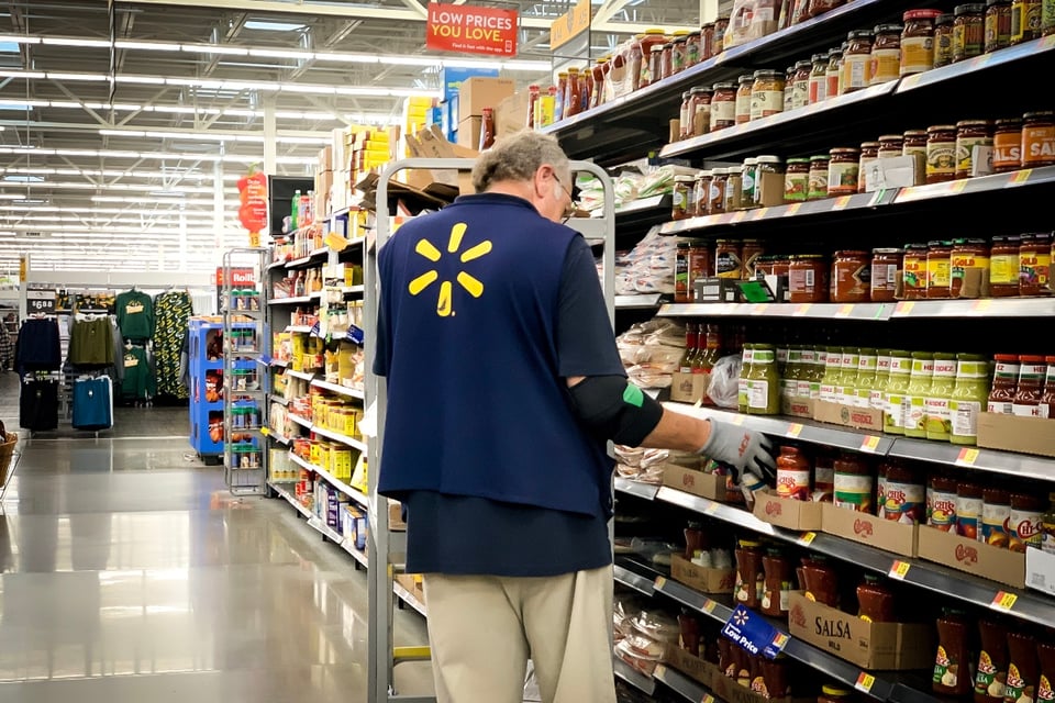 Walmart Walmart cierre Día de Acción de Gracias, empleado, MundoNOW