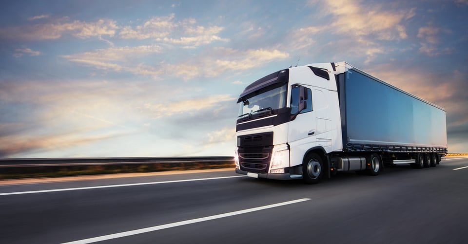 Cómo ser un mejor camionero: 10 pasos para conseguir tu licencia y salir a la carretera