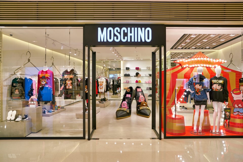  Moschino, Milán, Massimo Ferretti, Aeffe USA