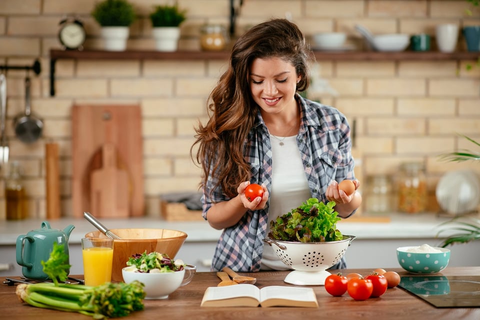 Alimentos que toda mujer debe incluir en su dieta diaria