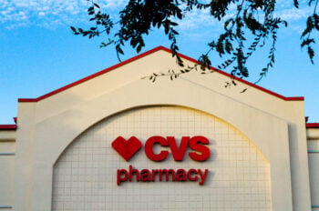 CVS cerrará otra tienda