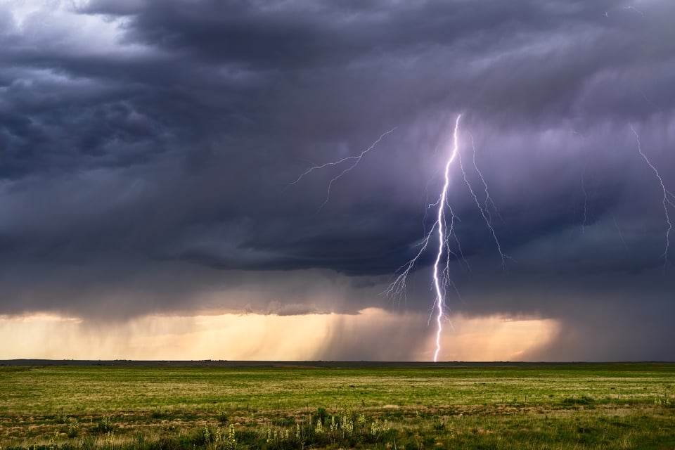 Advierten de clima severo y más tornados en EEUU para el domingo