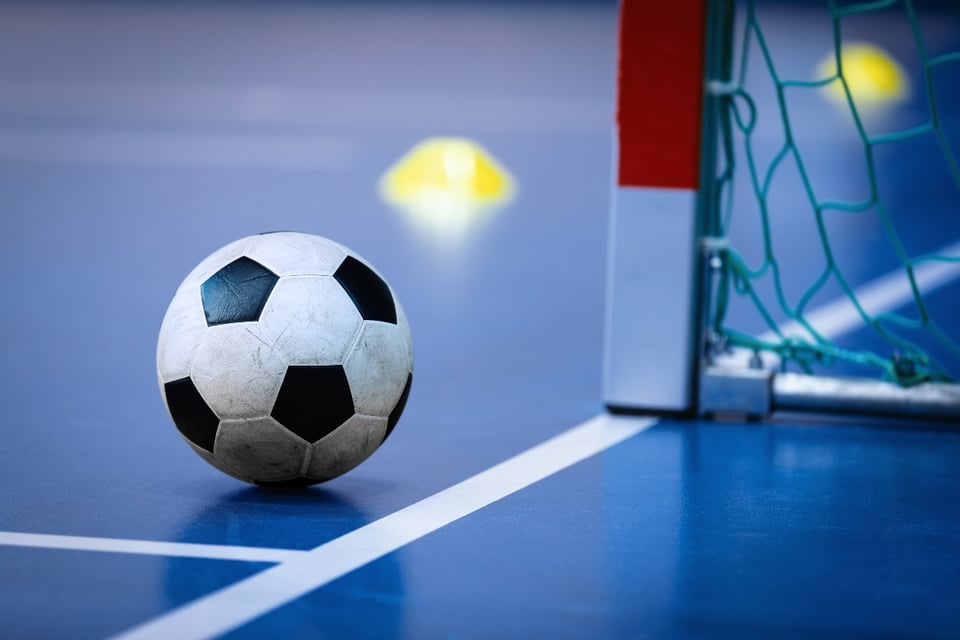 Tragedia deportiva, Muerte de futbolista, Pedro Banga, Luanda Angola, Partido amistoso, MundoNOW