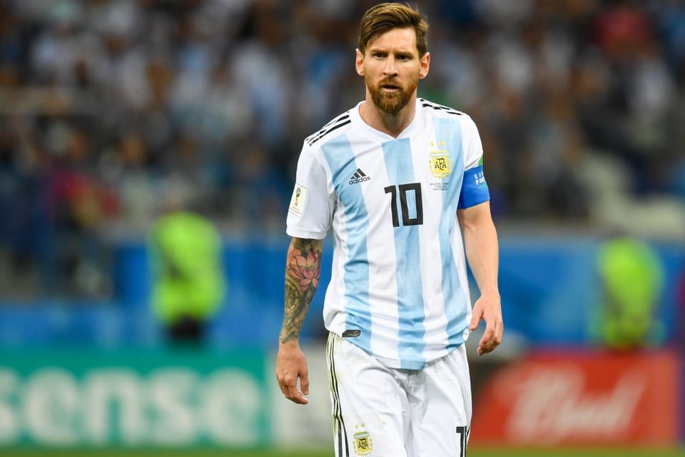 Presidente de Argentina rompe el silencio tras ataque a Messi (VIDEO)
