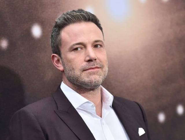 Ben Affleck’s 10-year-old son crashes Lamborghini with JLo in the backseat (Video)