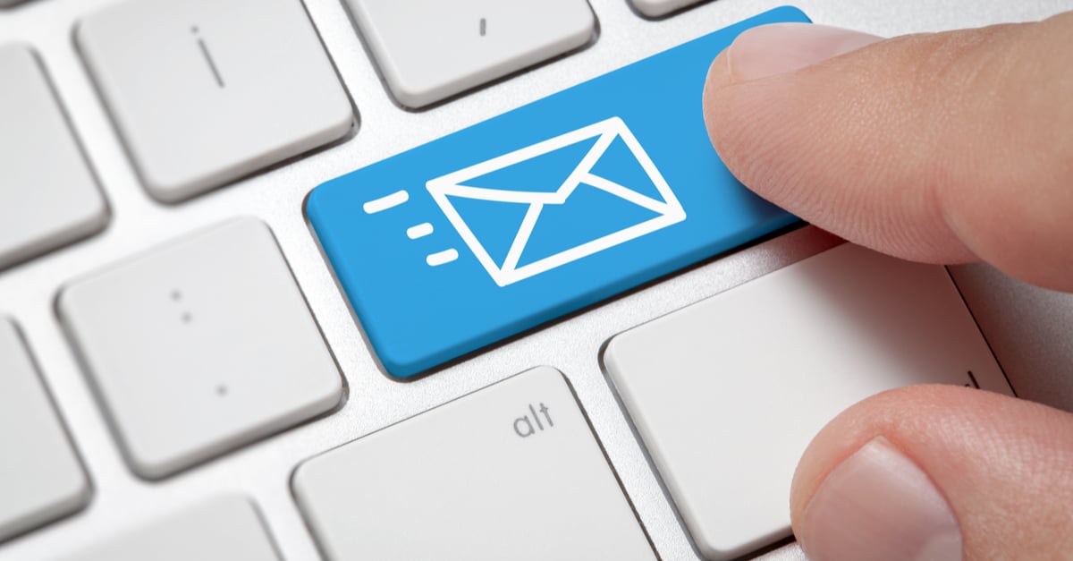 “Saludos cordiales” Vs. “Atentamente”: tips para escribir el cierre de un email