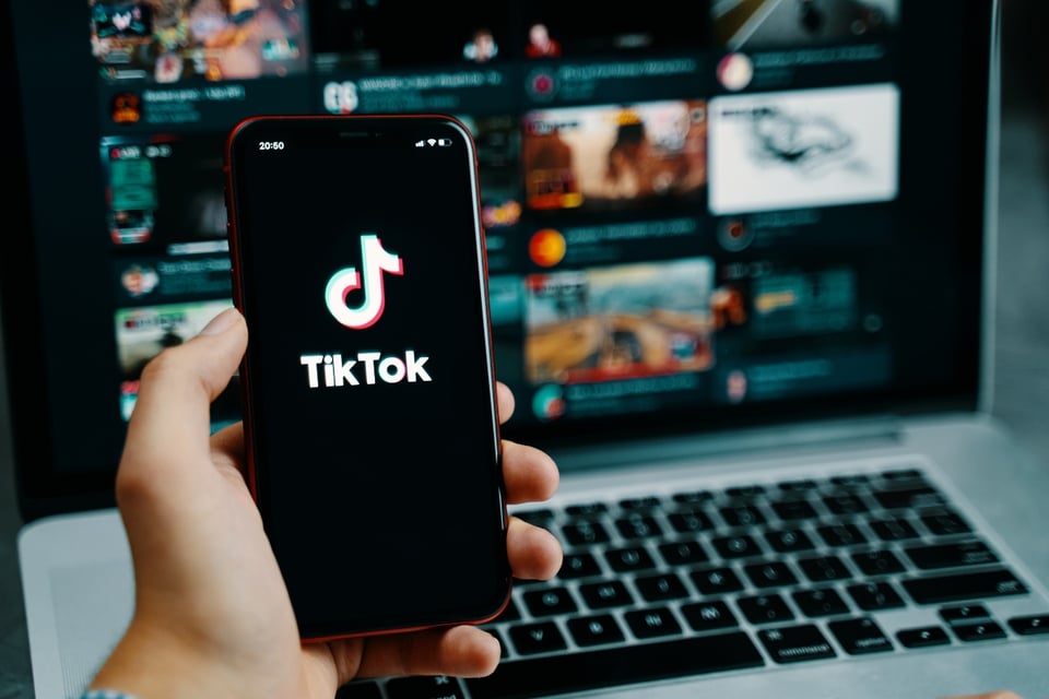 Muere estrella de TikTok, Waffler69 por un posible infarto