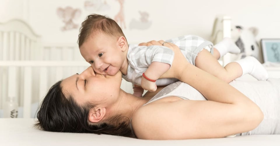 How to Successfully Breastfeed Through Mastitis