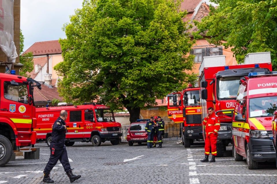 Incendio en un hospital deja al menos 9 muertos en Rumania