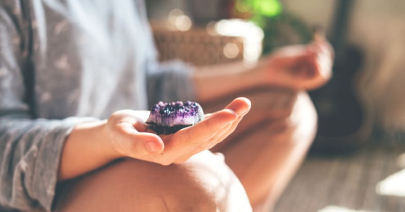 6 simple tips to reduce anxiety without drugs