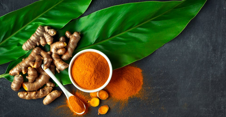 10 hierbas naturales que te hacen lucir hermosa