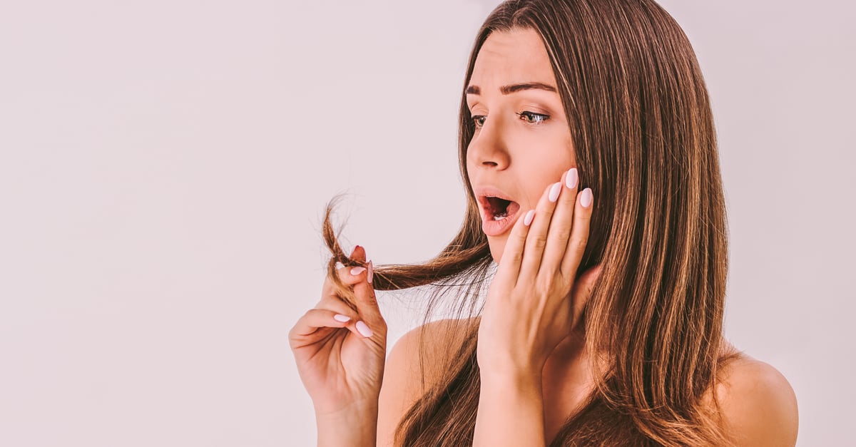 8 formas en las que tú eres la causa de tu cabello dañado