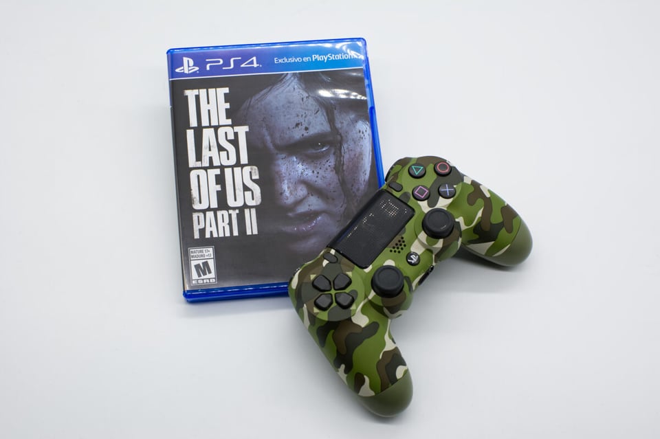 white, Juego de video, Control, dualshock, The Last Of Us