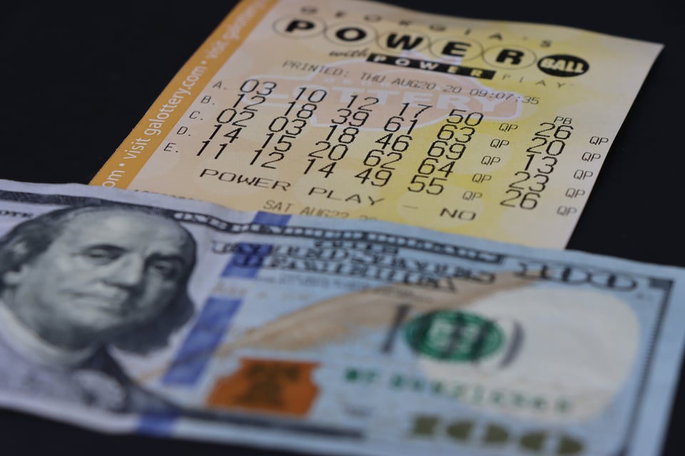 Hispanic 2.4 billion Powerball