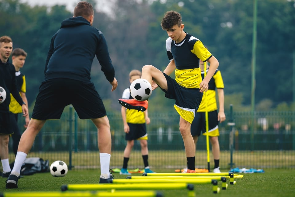 Muere entrenador de porteros en pleno entrenamiento featured image