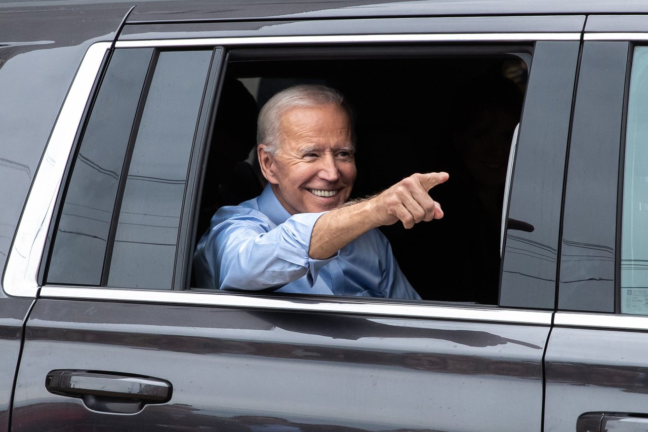 Biden trolls Ron DeSantis after his glitchy campaign announcement