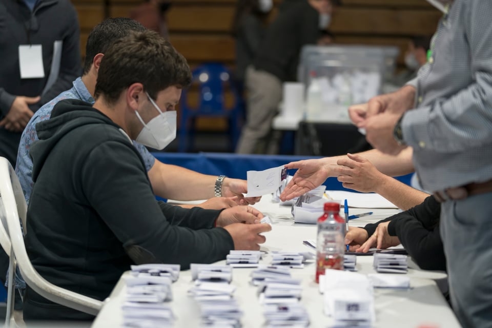 Fluctúan resultados electorales: Siempre evitan cometer errores