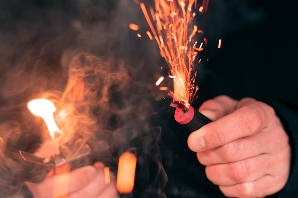 Rockets, pyrotechnics, fireworks, celebrities, MundoNOW