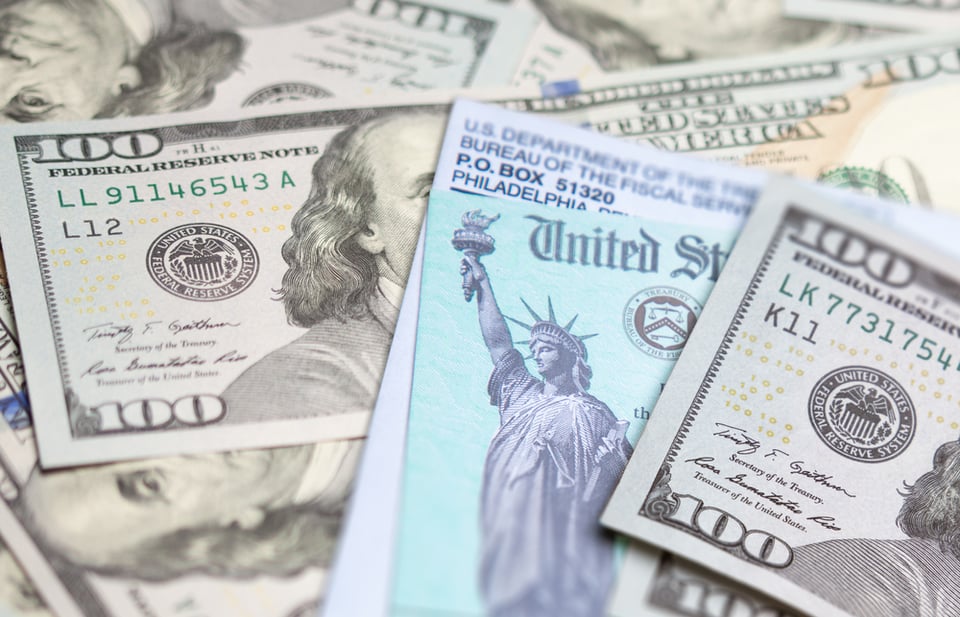 Miles en EEUU recibirán más que un cheque de $1,400 desde MAÑANA