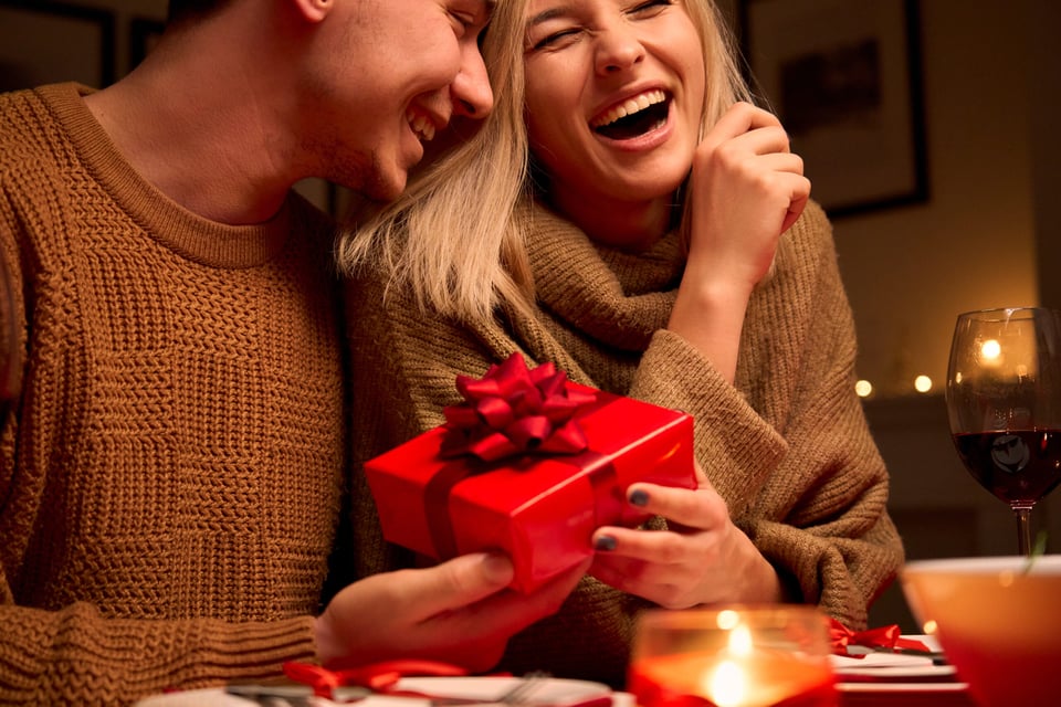 couple receiving gifts