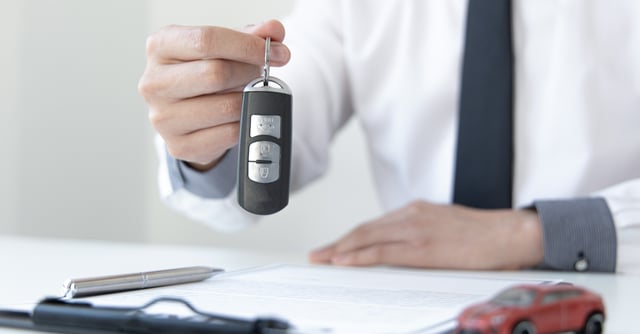 Cómo transferir el título de propiedad de un auto: ¡Te decimos paso a paso!