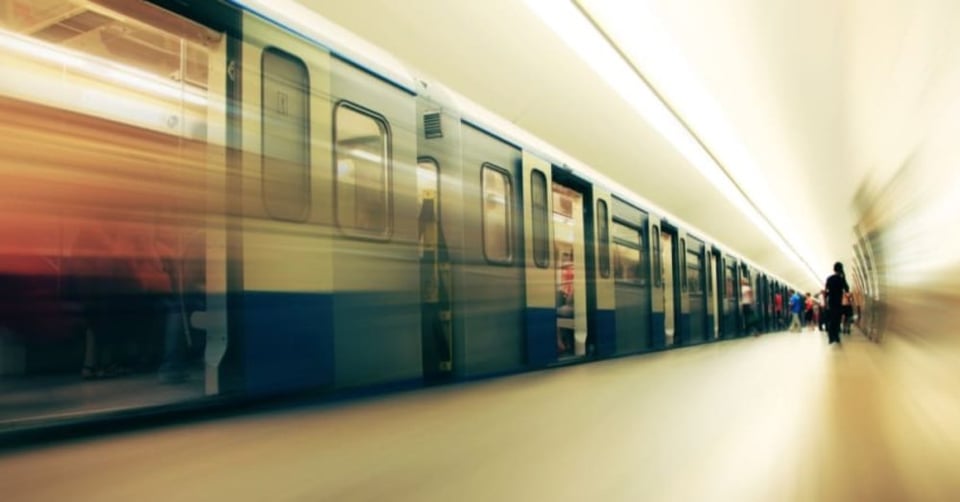 Mujeres protagonizan pelea y exorcismo en el Metro de la CDMX