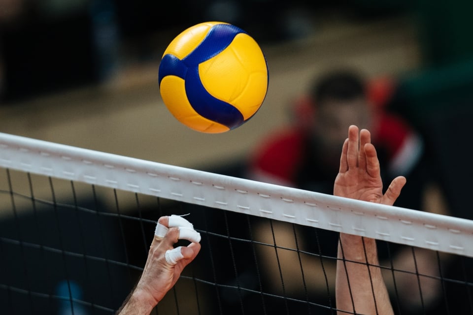 Le amputan las piernas a jugadora de voleibol Janae Edmondson tras ser atropellada