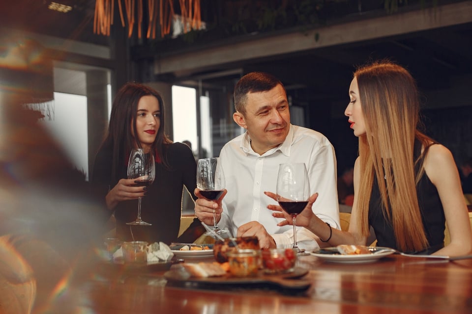 ¿Cómo superar el comer por causas emocionales y perder peso?