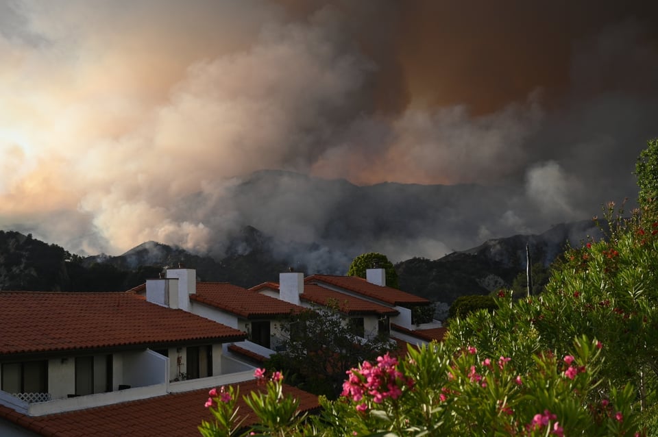 Incendios forestales evacuaciones, California, Nuevo México, EEUU, MundoNOW