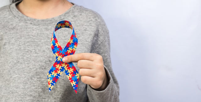 Día del orgullo autista: 3 formas de celebrarlo