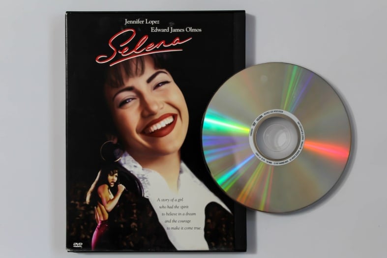 How did Selena Quintanilla die?