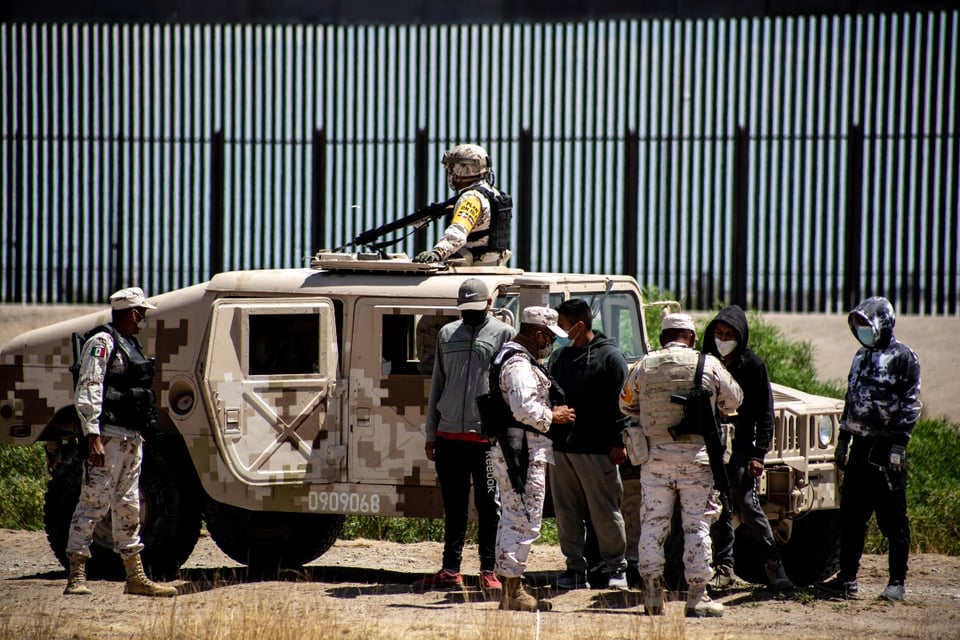 Trump envía 3,000 tropas más a la frontera