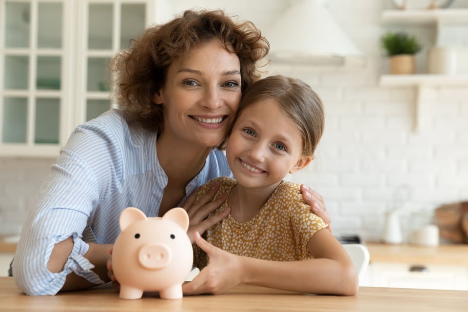 Taxes: ¿Mi hijo/dependiente califica para el crédito tributario por hijos o el crédito para otros dependientes?