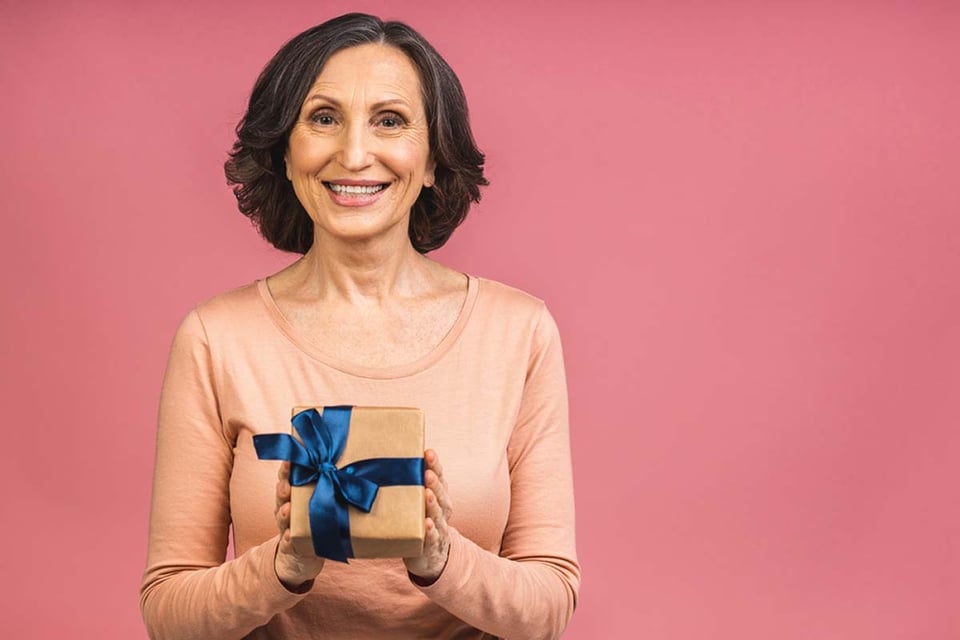The Golden Age: 5 awesome gift Ideas for a 60th birthday