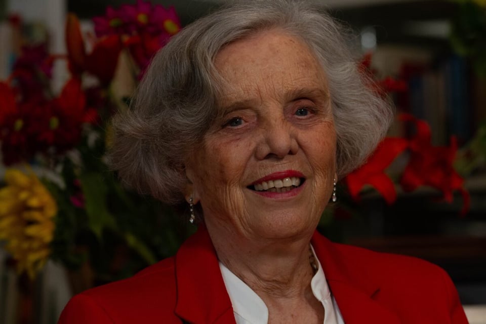 Elena Poniatowska, escritora mexicana, La Noche de Tlatelolco, Hasta no Verte Jesús Mío, MundoNOW