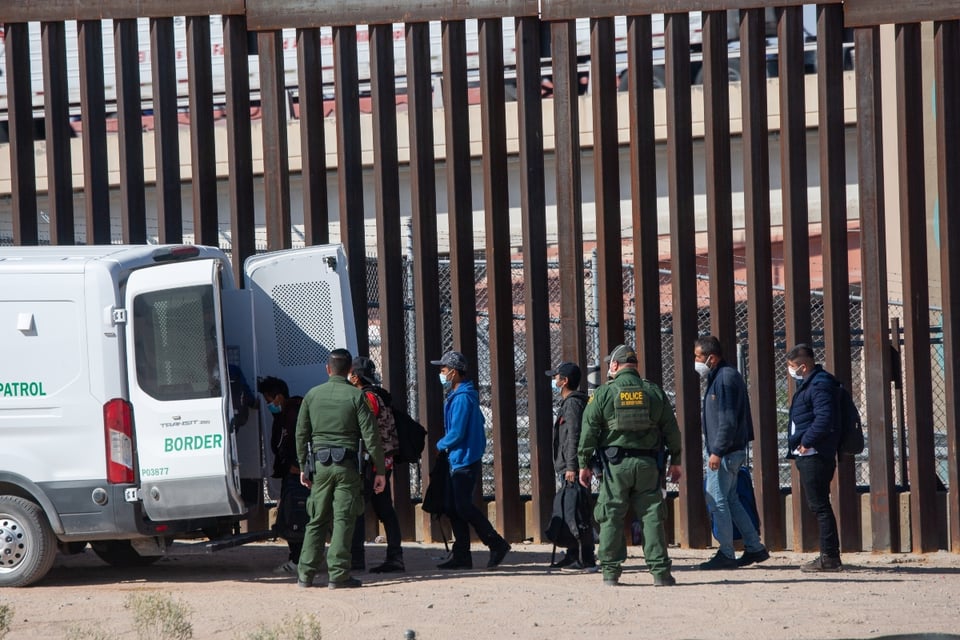 Illegal crossing, Authorities, United States, MundoNOW