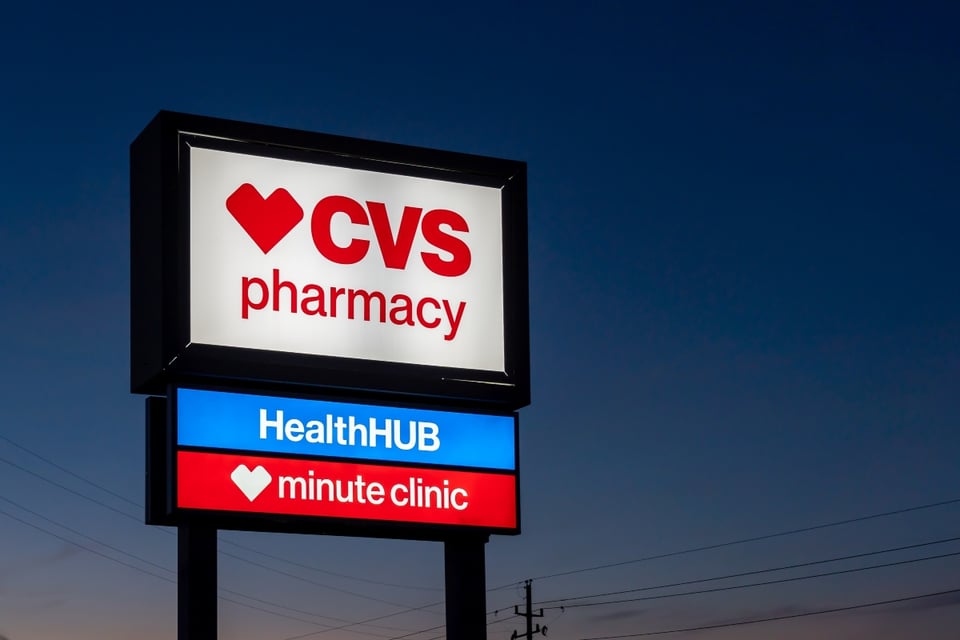 CVS cierra 300 farmacias, Target, sucursales, EEUU, MundoNOW