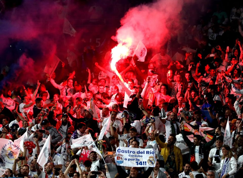 stands, fans, fans, soccer, MundoNOW