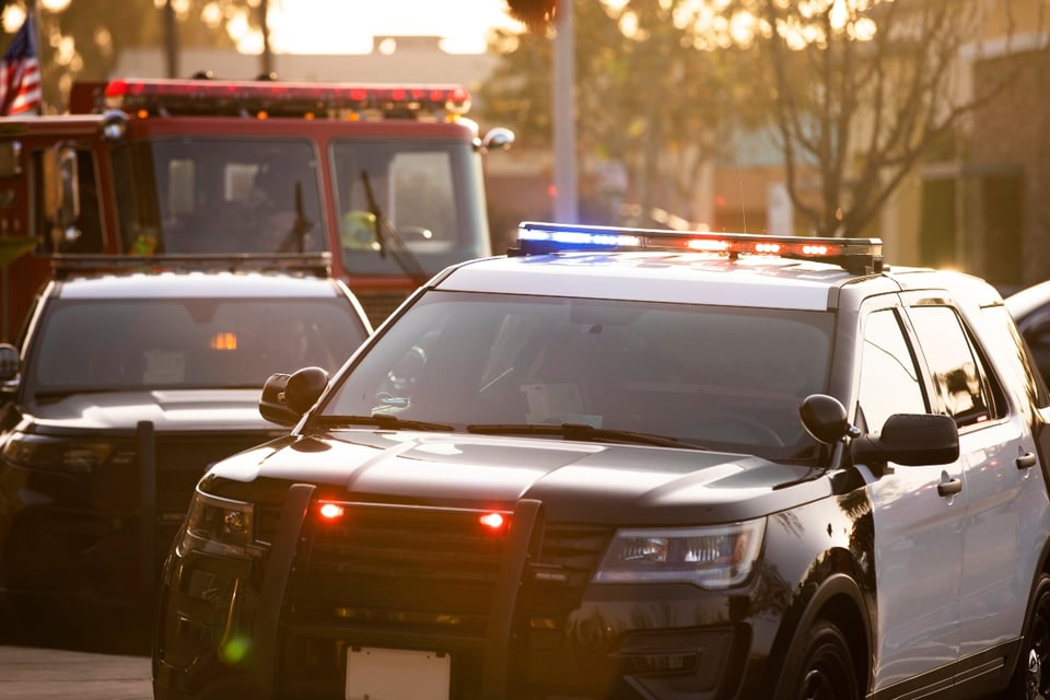 Policía, disparos, centro comercial, EEUU, MundoNOW