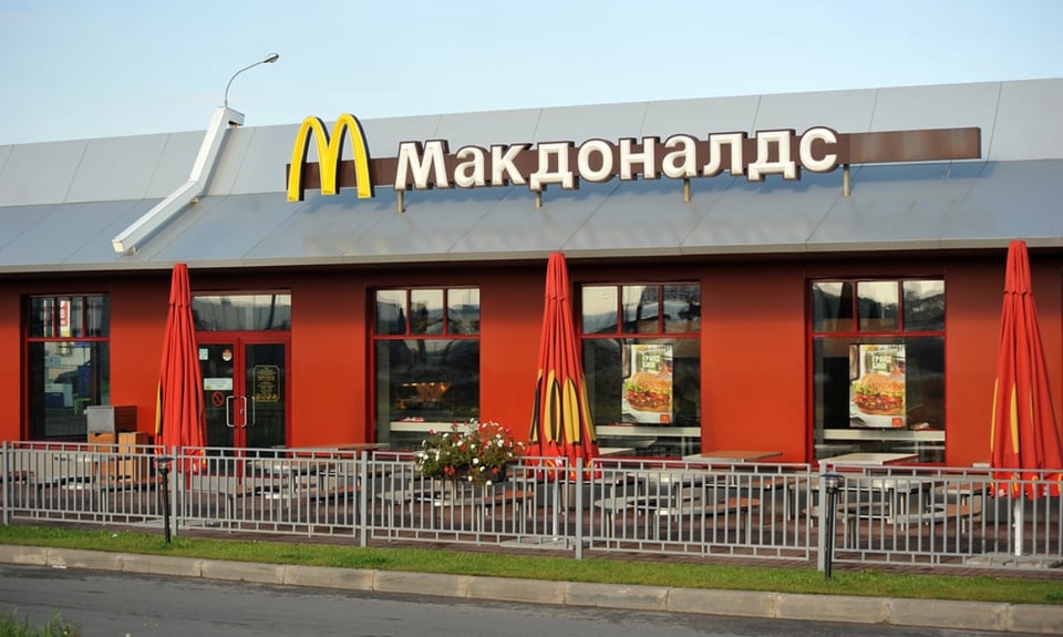 McDonald’s da duro golpe a Rusia por guerra contra Ucrania