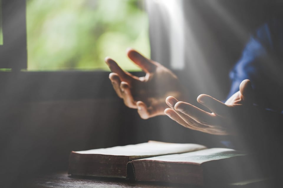 bible, prayer, requests, being able to rest, MundoNOW