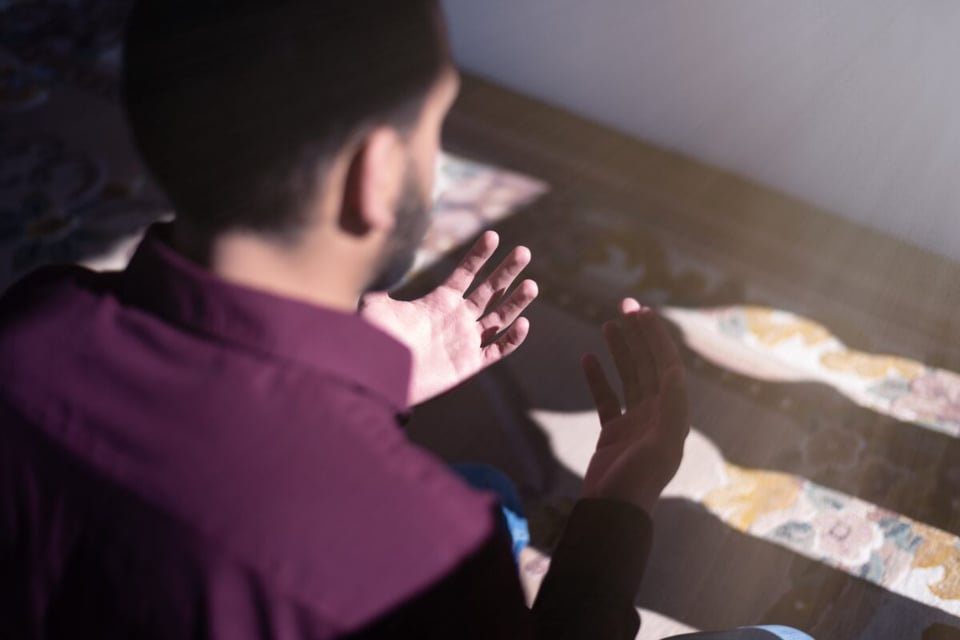 5 formas de orar por tu esposa, luz, tranquilidad, soledad, amor